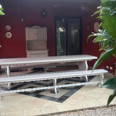 Holiday home Antica Dimora Su' Entu *
